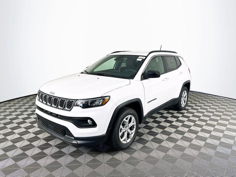 new 2024 Jeep Compass car, priced at $26,200