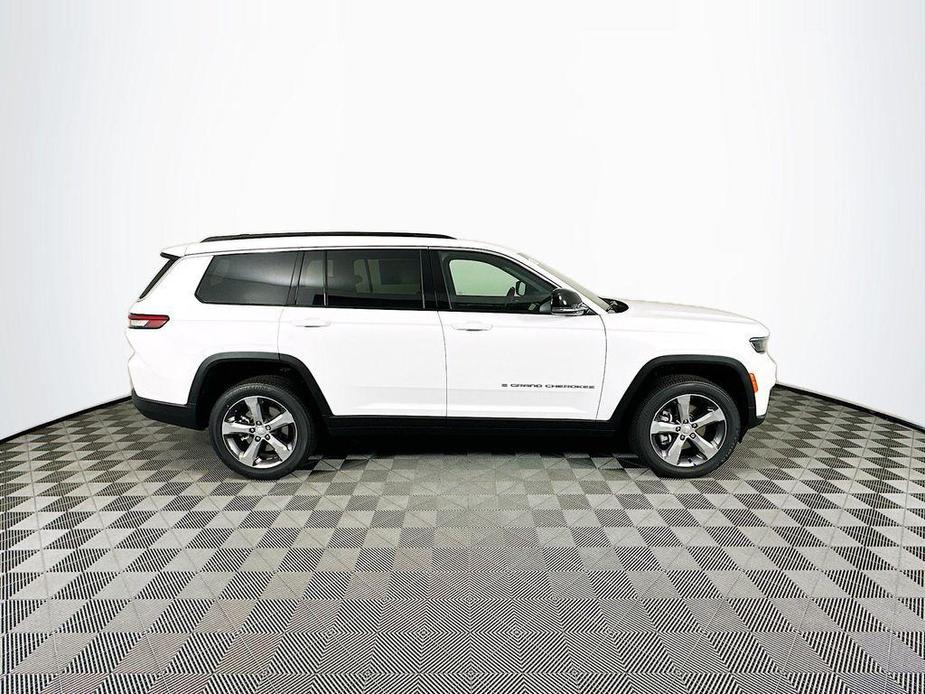 new 2024 Jeep Grand Cherokee L car, priced at $44,307