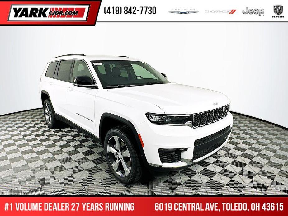 new 2024 Jeep Grand Cherokee L car, priced at $44,307