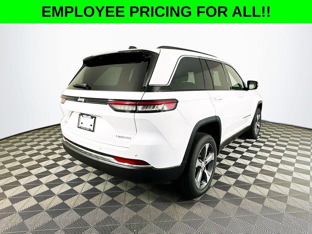 new 2025 Jeep Grand Cherokee car, priced at $47,240