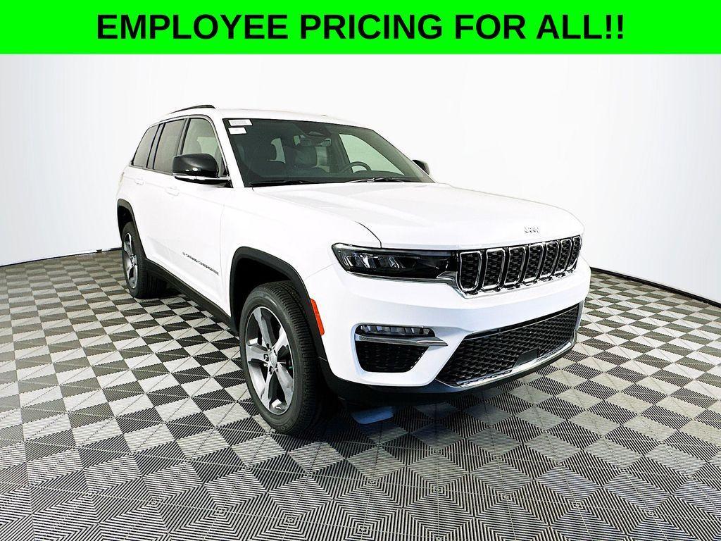 new 2025 Jeep Grand Cherokee car, priced at $47,240