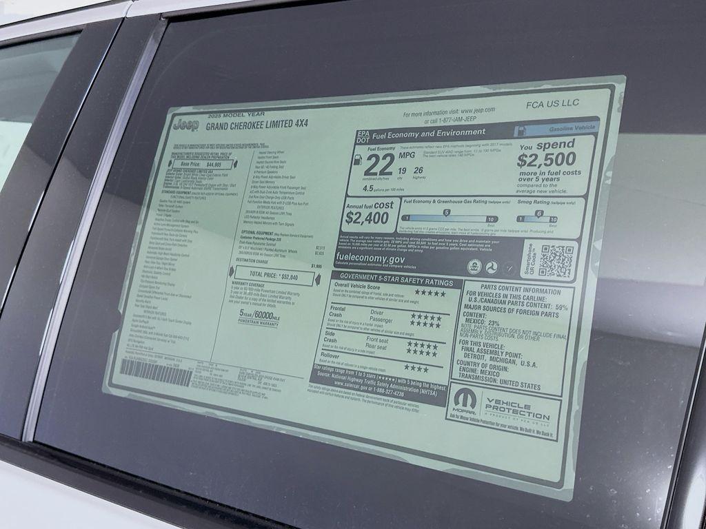 new 2025 Jeep Grand Cherokee car, priced at $43,240