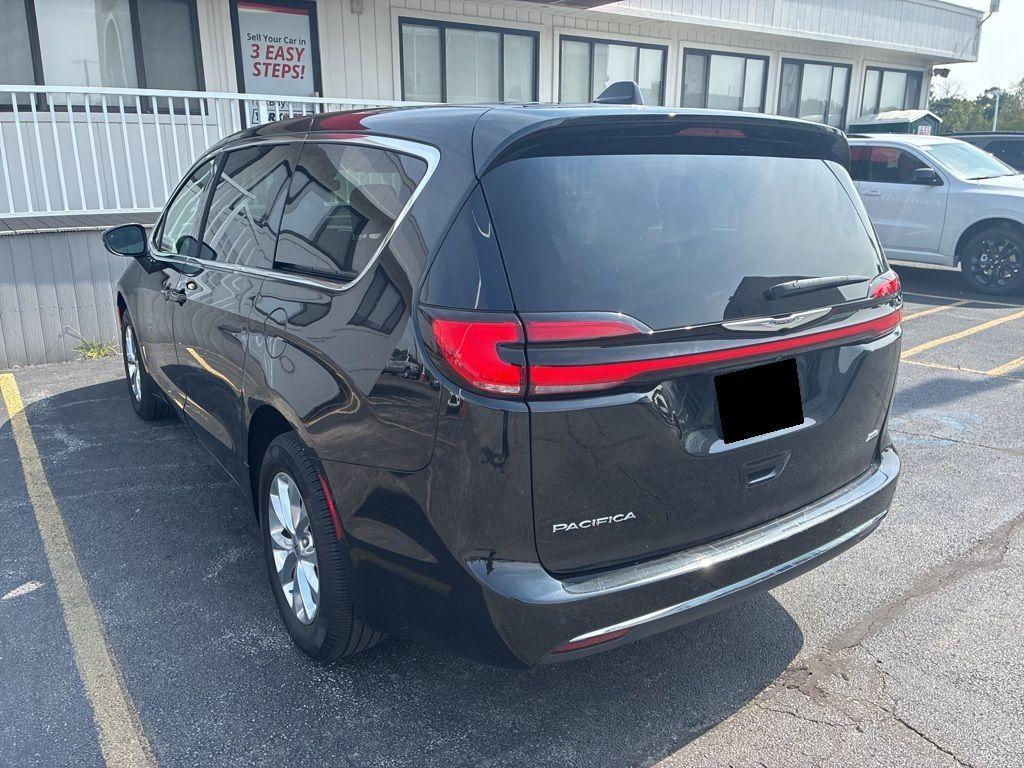 used 2023 Chrysler Pacifica car, priced at $34,833
