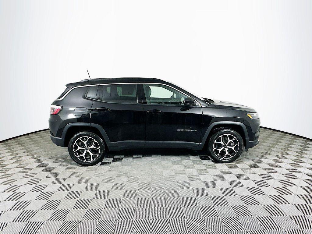 new 2026 Jeep Compass car, priced at $32,573