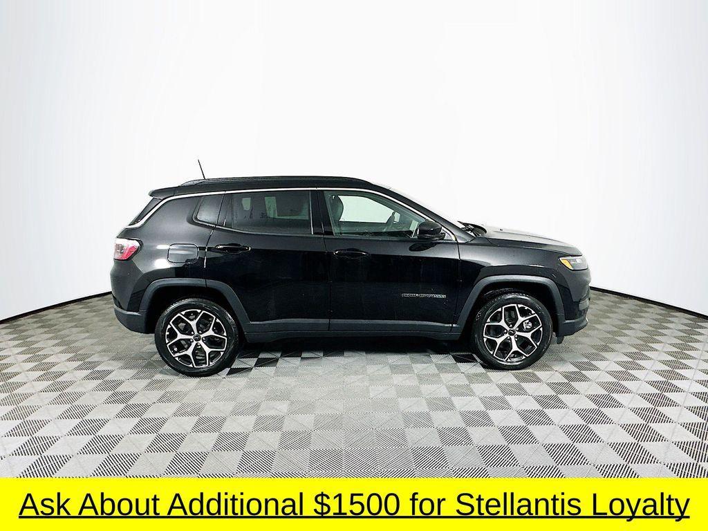 new 2026 Jeep Compass car, priced at $32,573