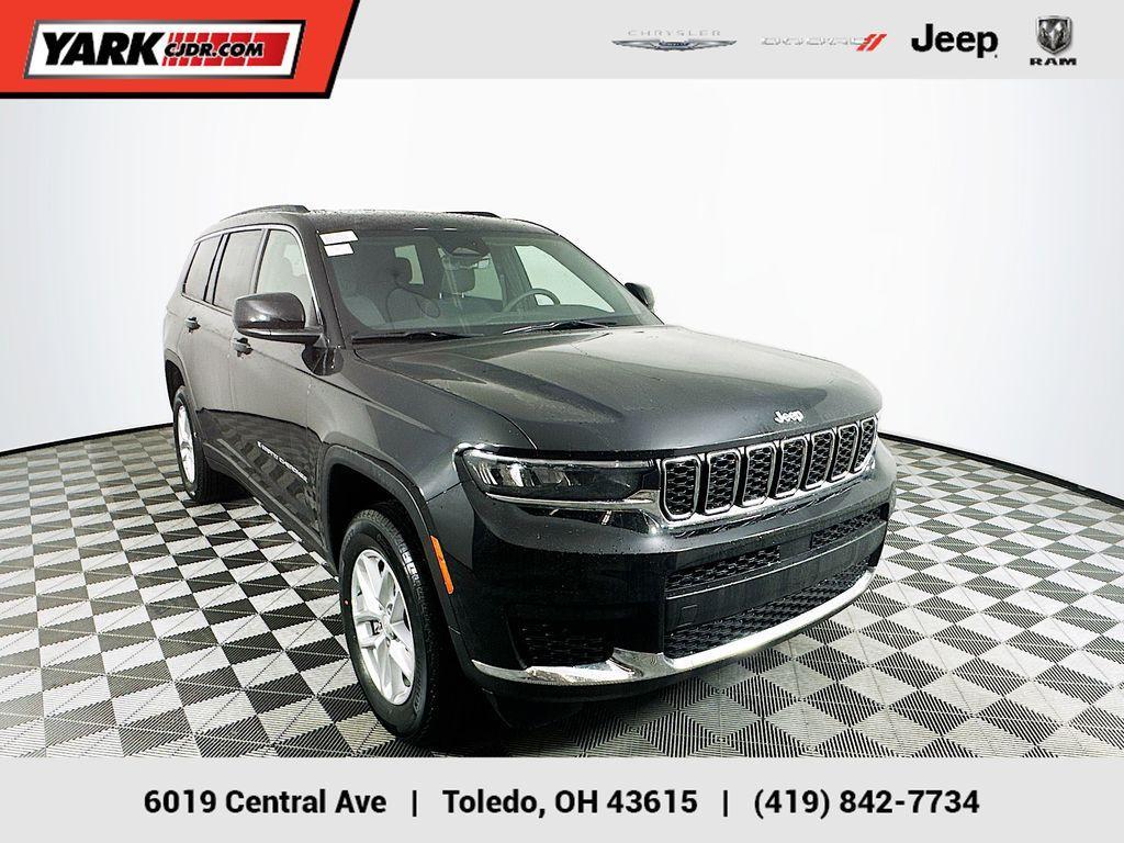 new 2025 Jeep Grand Cherokee L car, priced at $40,274