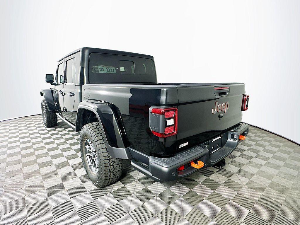 new 2025 Jeep Gladiator car, priced at $53,195