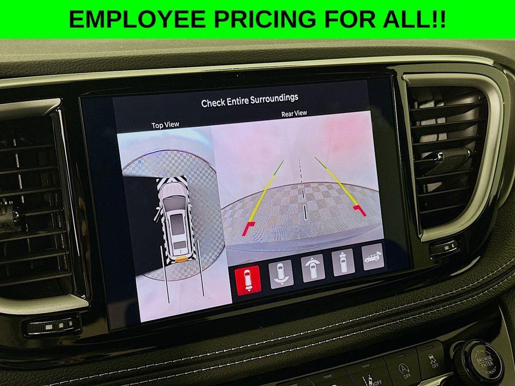 new 2025 Chrysler Pacifica car, priced at $42,691