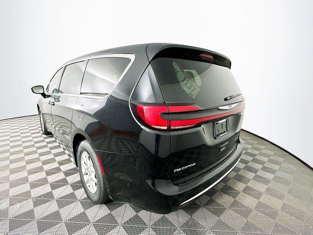 new 2025 Chrysler Pacifica car, priced at $42,691