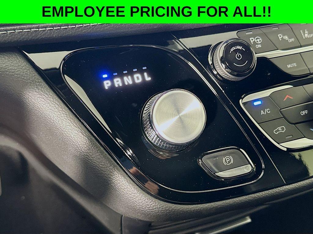 new 2025 Chrysler Pacifica car, priced at $42,691