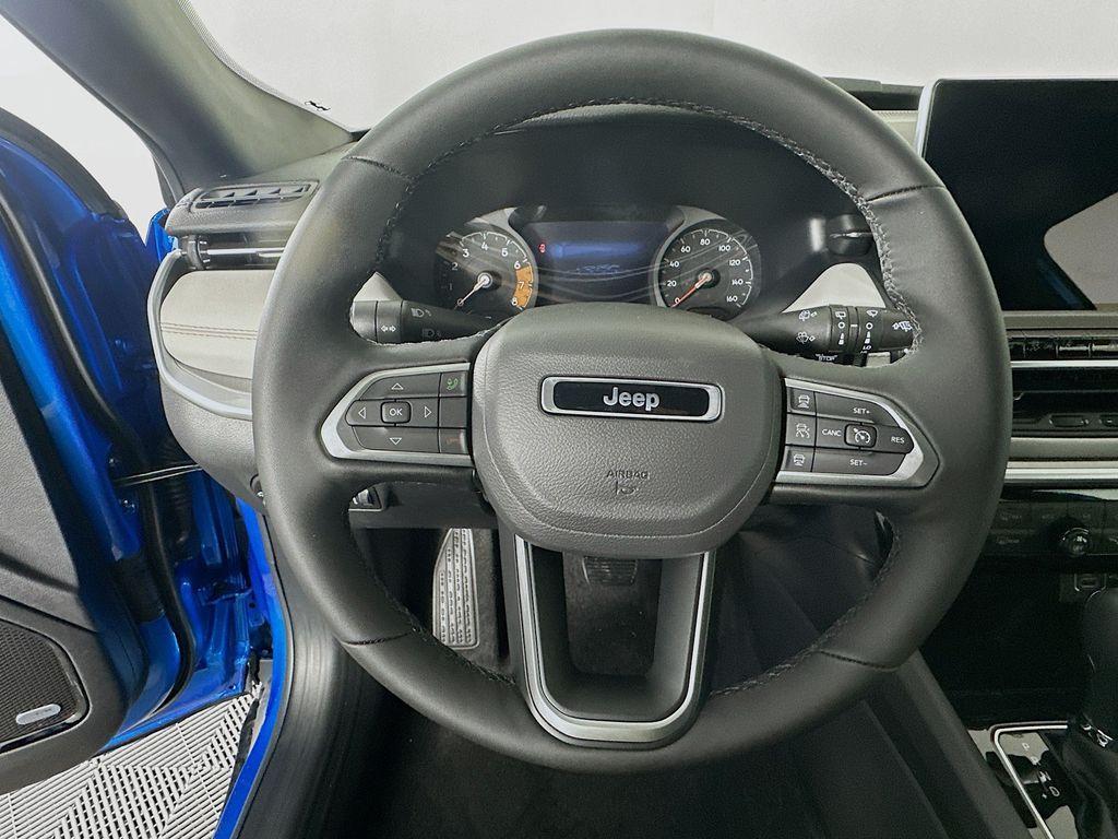 new 2025 Jeep Compass car, priced at $32,848