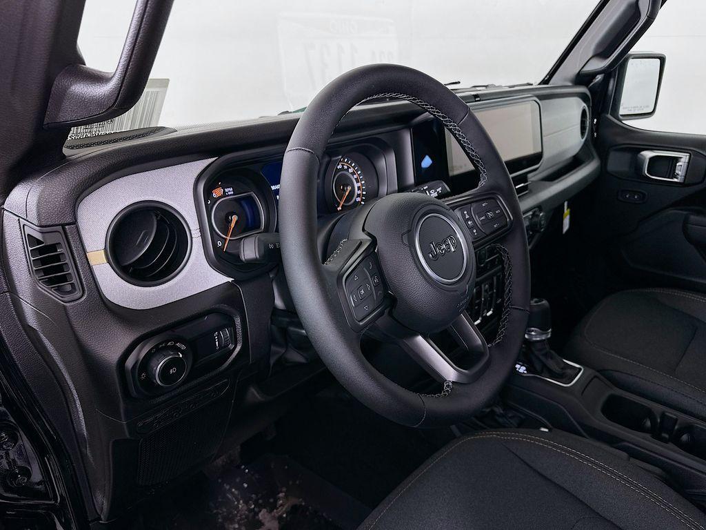 new 2025 Jeep Wrangler car, priced at $45,743