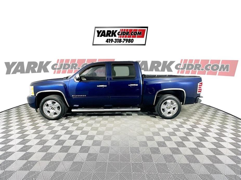 used 2011 Chevrolet Silverado 1500 car, priced at $17,554