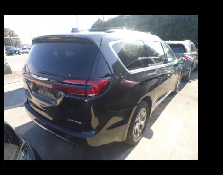 used 2022 Chrysler Pacifica car, priced at $25,500