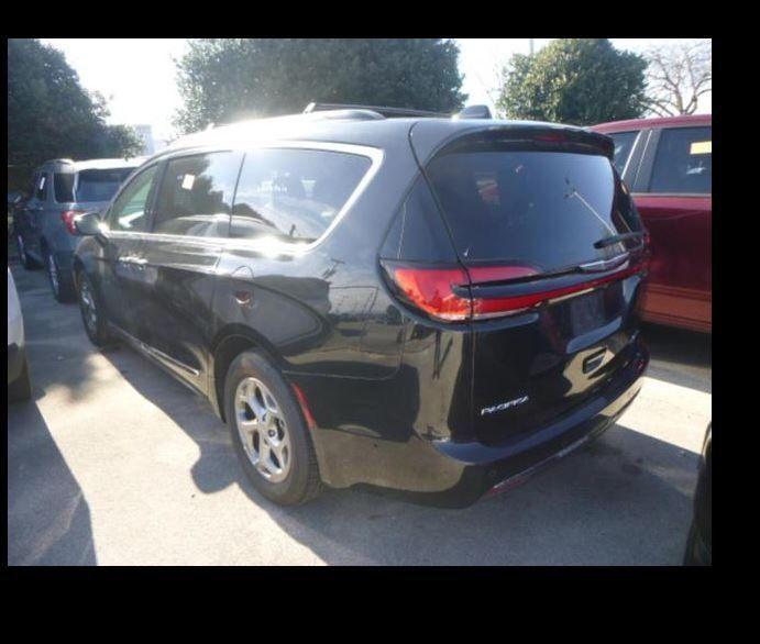 used 2022 Chrysler Pacifica car, priced at $25,500