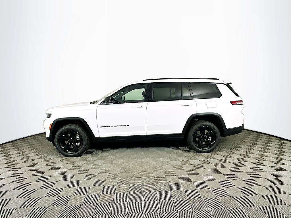 new 2025 Jeep Grand Cherokee L car, priced at $49,273