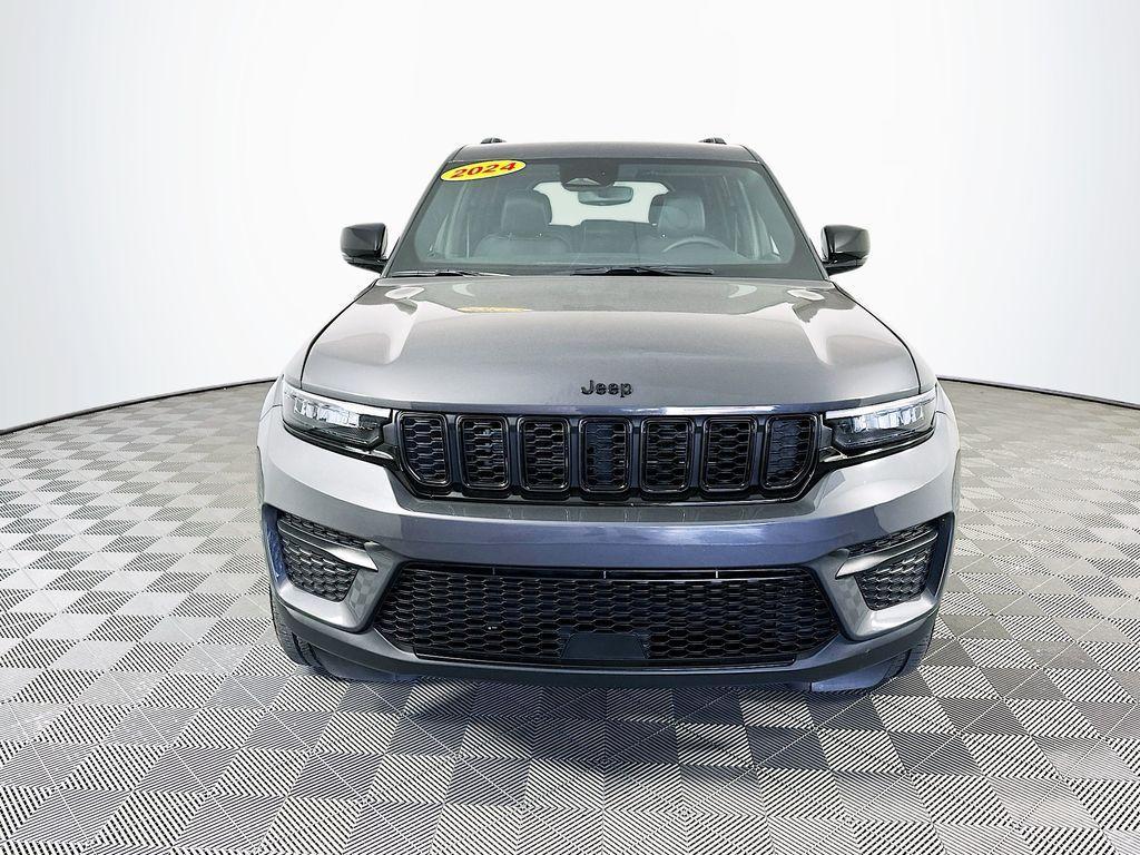 used 2024 Jeep Grand Cherokee car, priced at $33,700