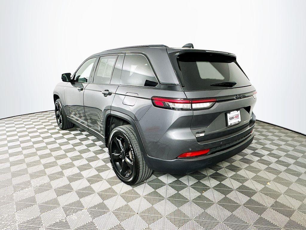 used 2024 Jeep Grand Cherokee car, priced at $33,700