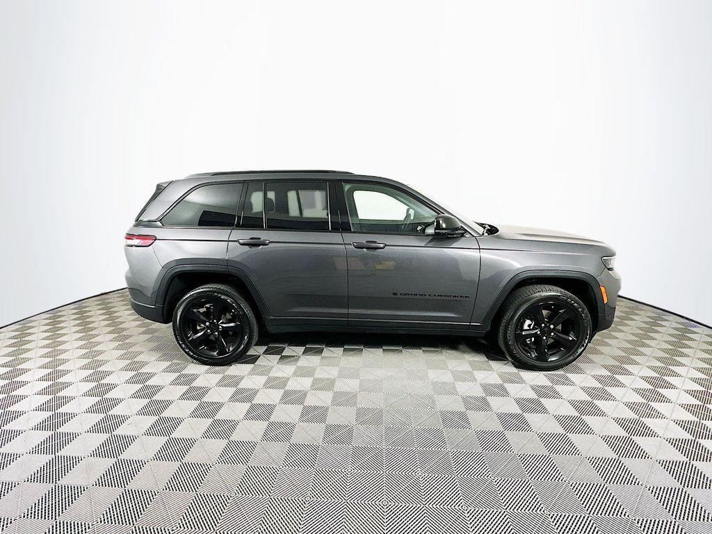 used 2024 Jeep Grand Cherokee car, priced at $33,700