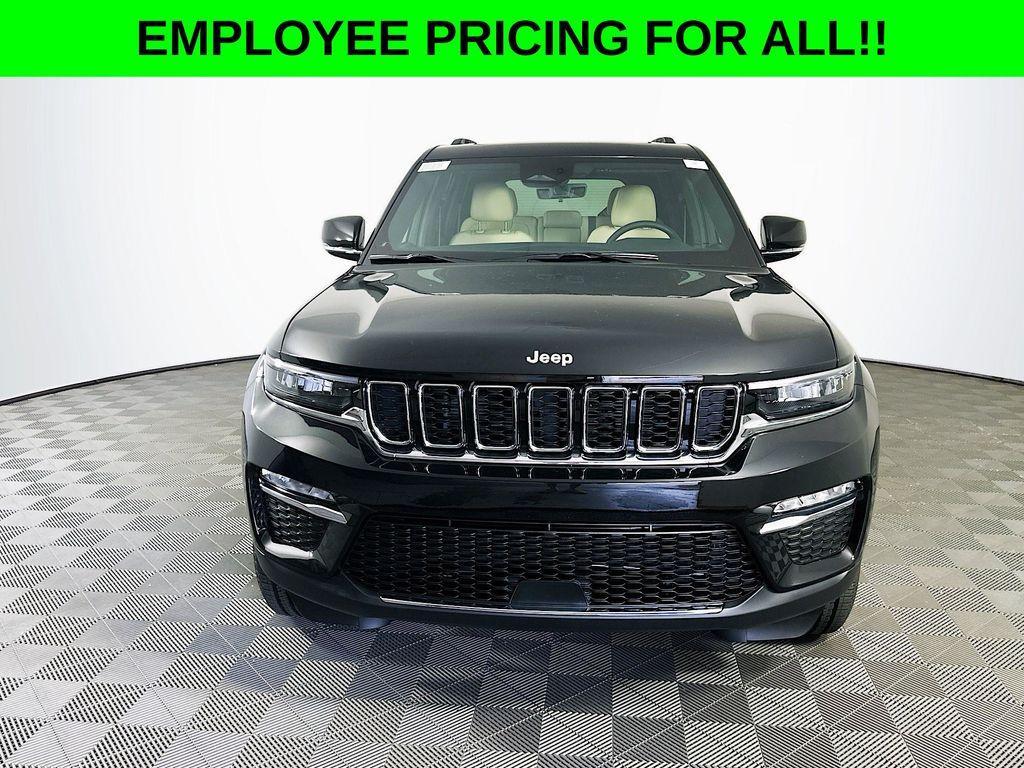 new 2025 Jeep Grand Cherokee car, priced at $47,750