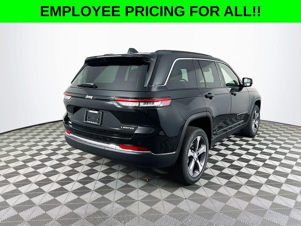 new 2025 Jeep Grand Cherokee car, priced at $47,750