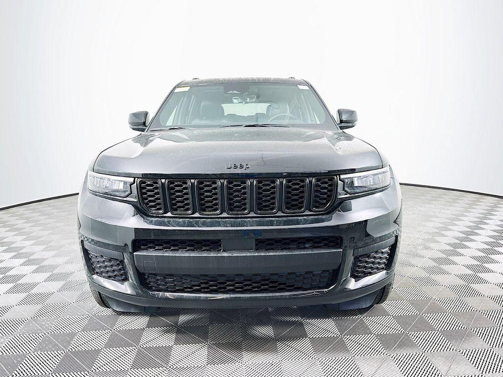 new 2025 Jeep Grand Cherokee L car, priced at $43,654