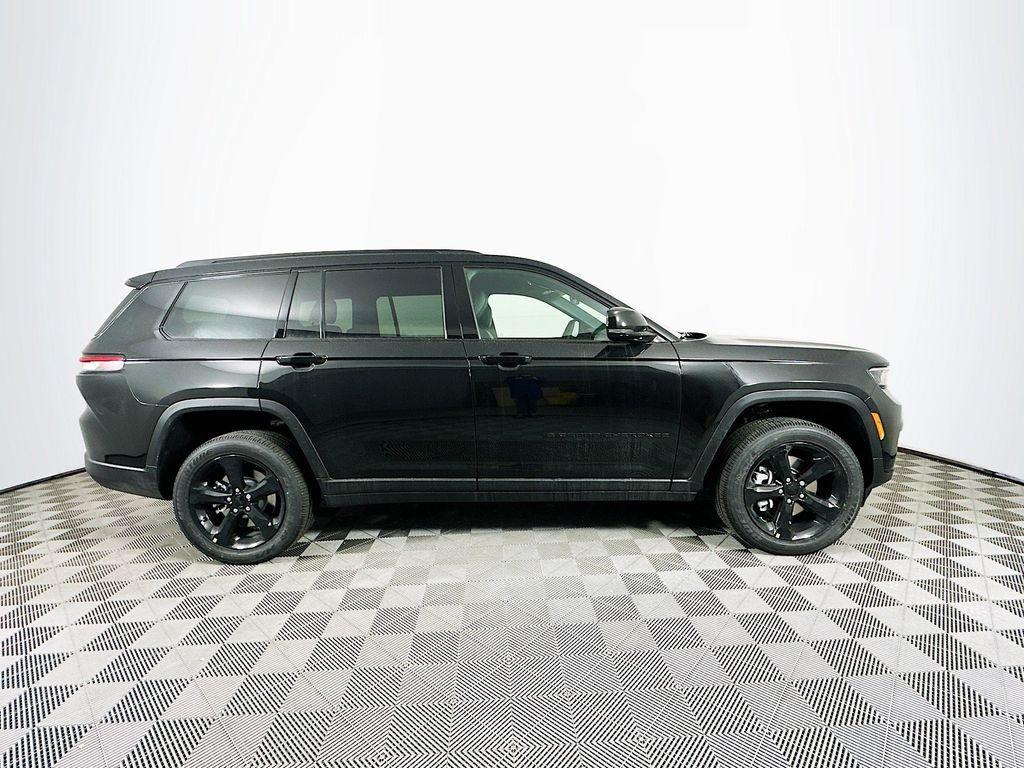 new 2025 Jeep Grand Cherokee L car, priced at $43,654