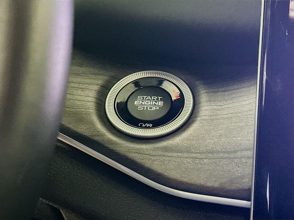 used 2022 Jeep Grand Cherokee car, priced at $32,699