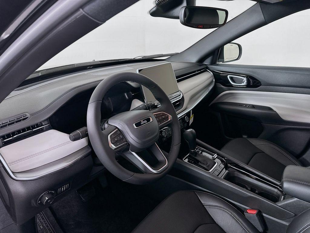 new 2025 Jeep Compass car, priced at $35,697