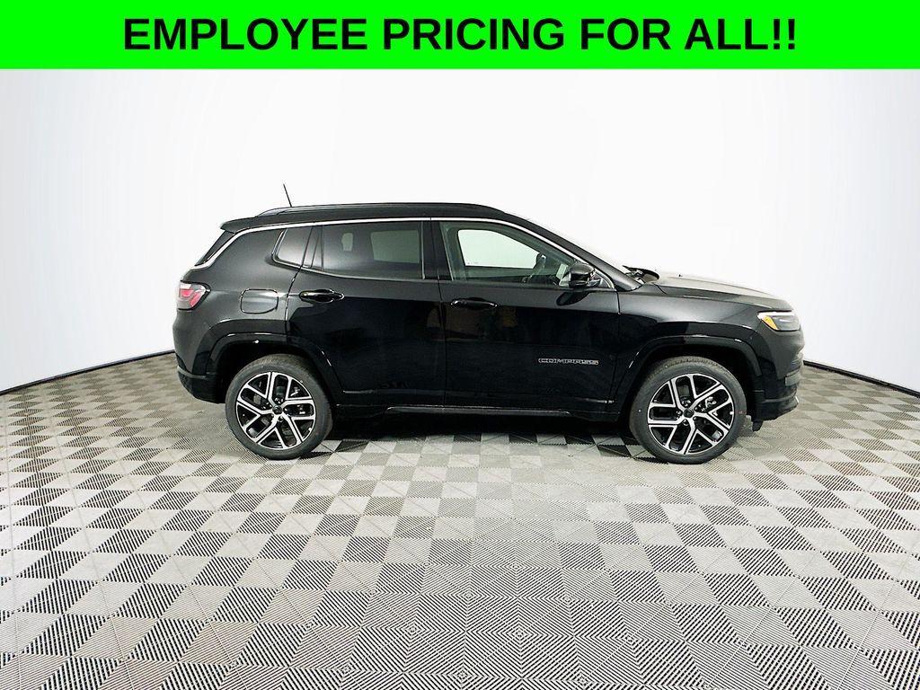 new 2025 Jeep Compass car, priced at $36,197