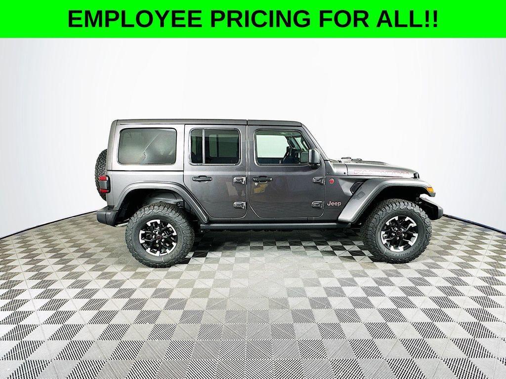 new 2025 Jeep Wrangler car, priced at $57,664