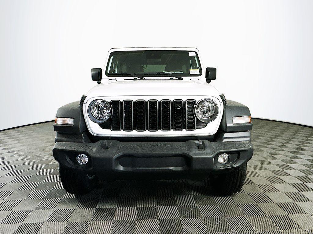 new 2025 Jeep Wrangler car, priced at $45,234