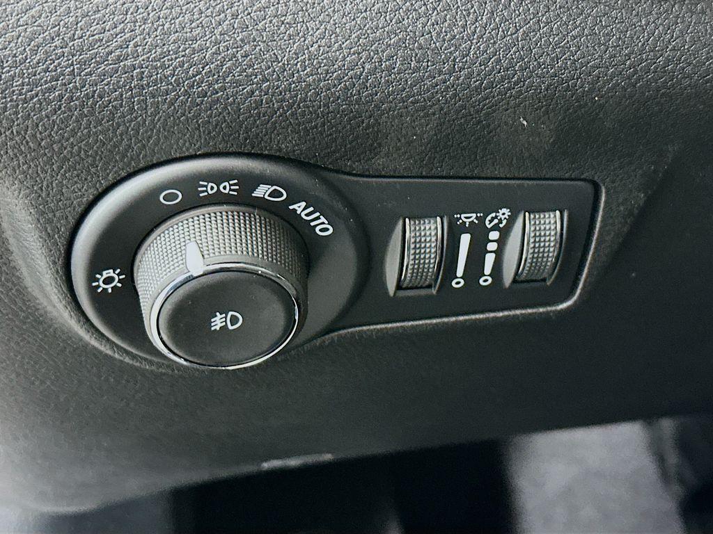 new 2025 Jeep Compass car, priced at $35,317