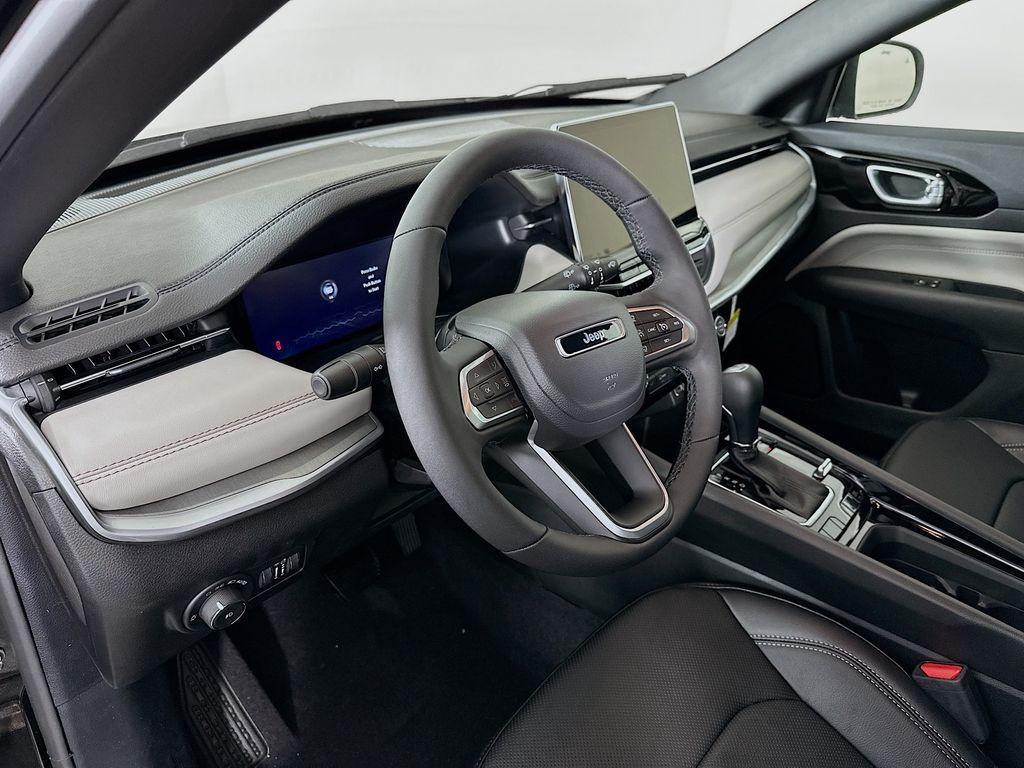 new 2025 Jeep Compass car, priced at $35,317