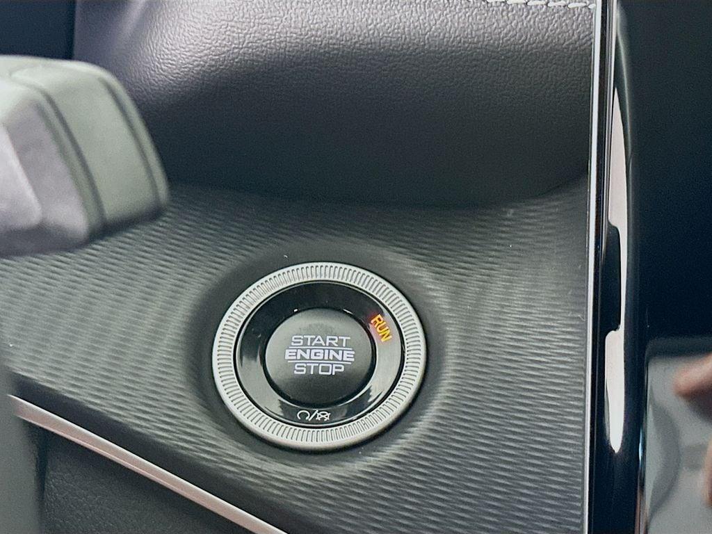 used 2024 Jeep Grand Cherokee car, priced at $34,824