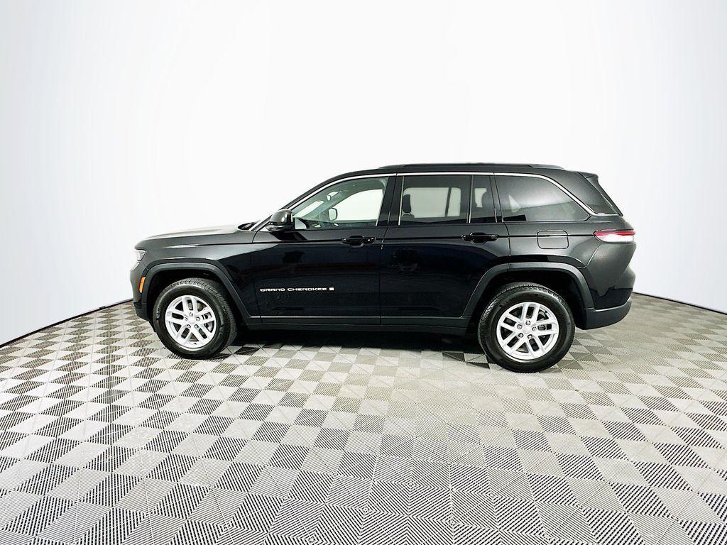 used 2024 Jeep Grand Cherokee car, priced at $34,824
