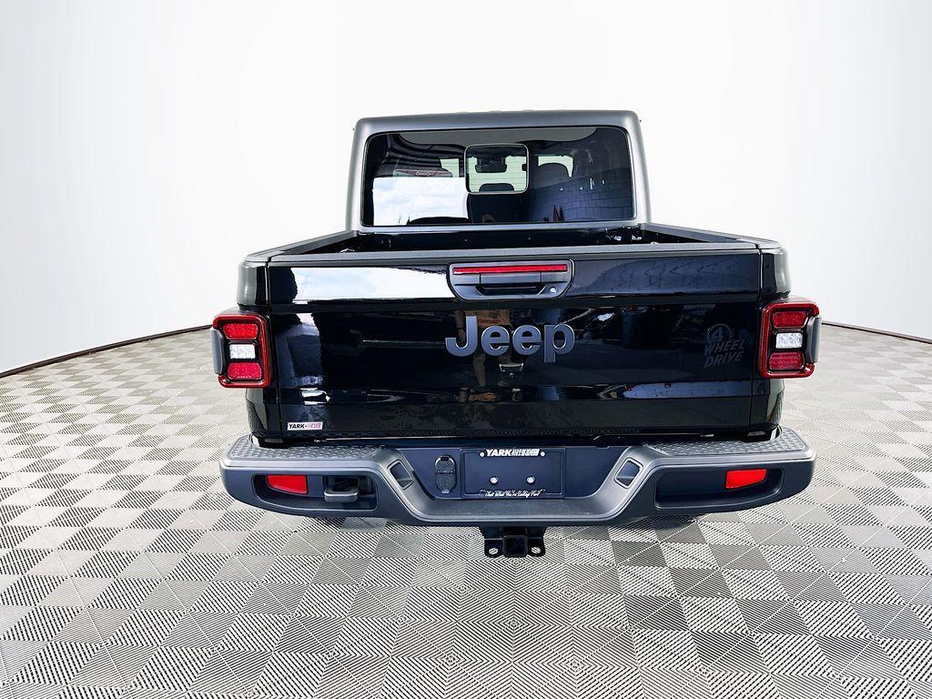 new 2025 Jeep Gladiator car, priced at $43,798
