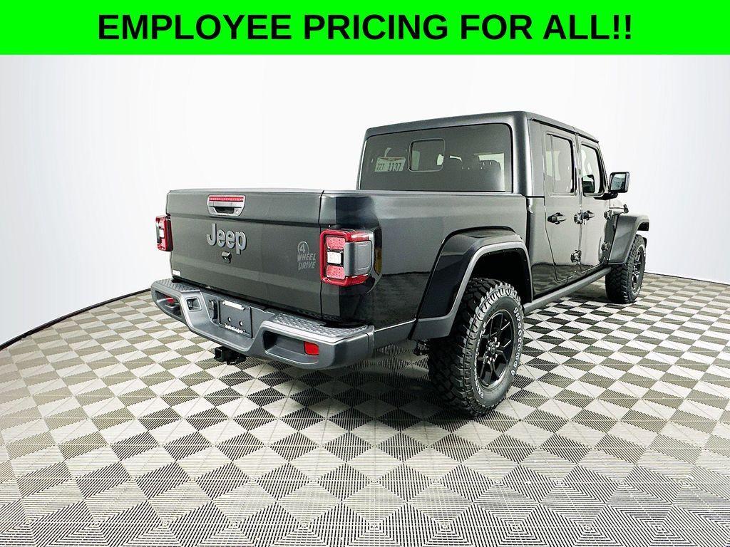 new 2025 Jeep Gladiator car, priced at $49,048