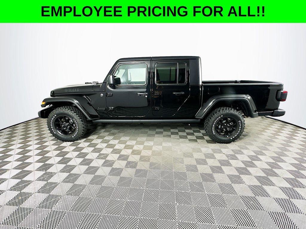 new 2025 Jeep Gladiator car, priced at $49,048