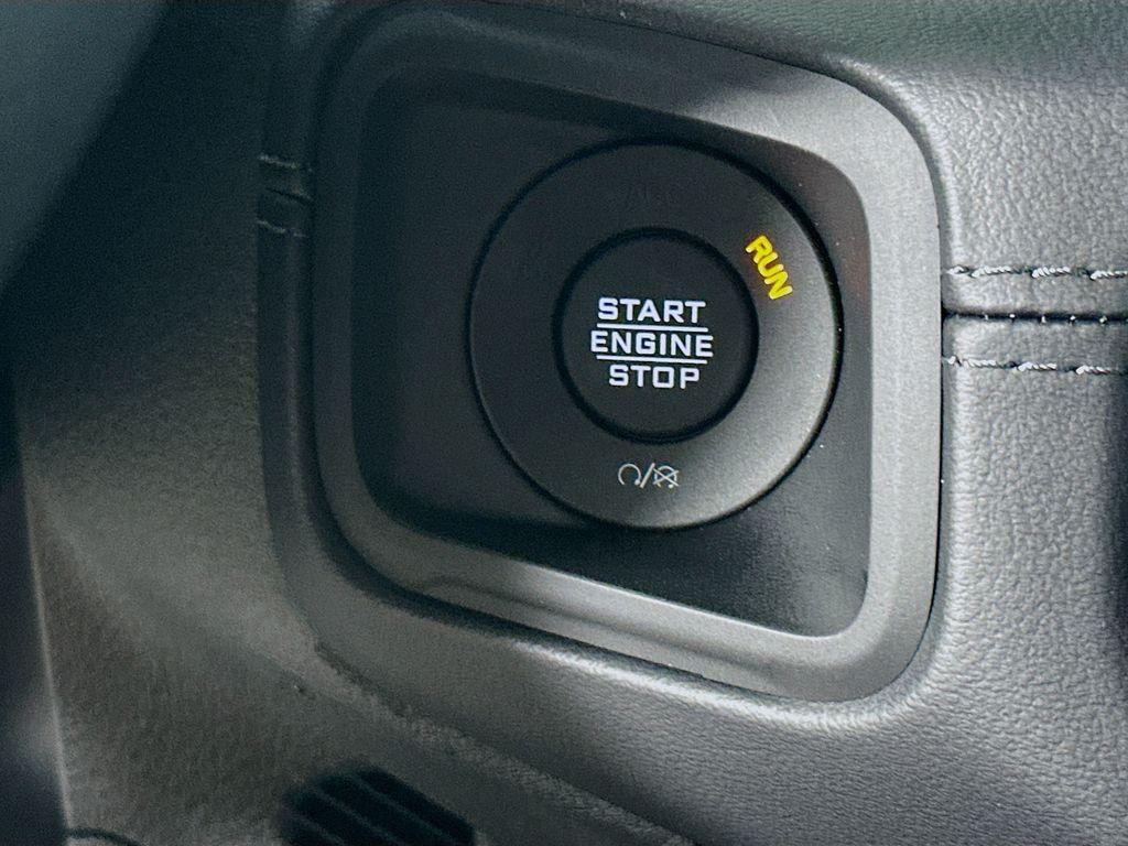 new 2025 Jeep Wrangler car, priced at $54,725