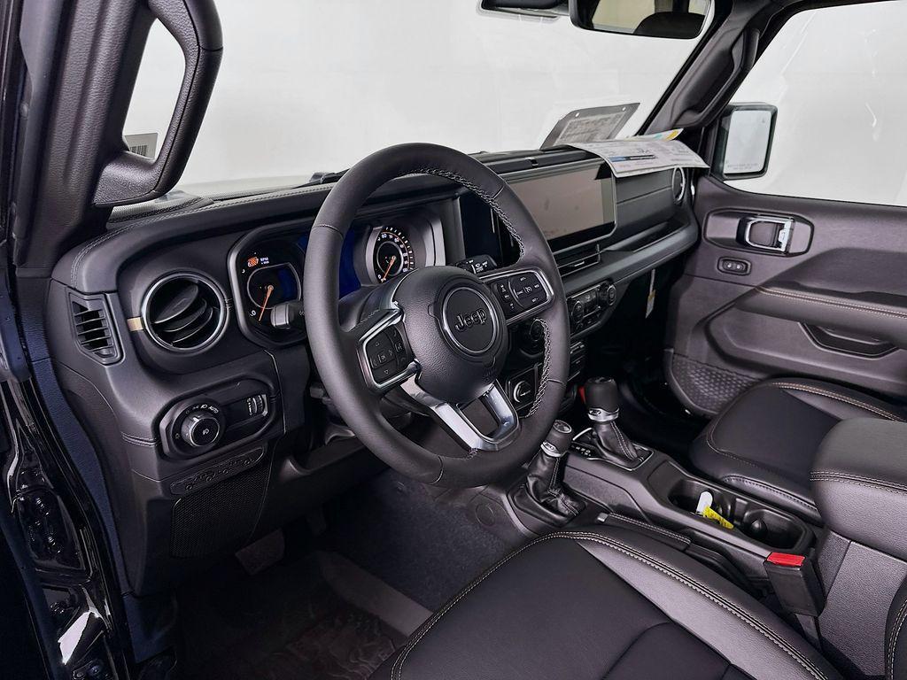 new 2025 Jeep Wrangler car, priced at $54,725