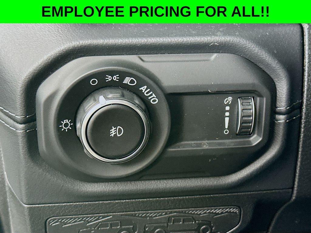 new 2025 Jeep Wrangler car, priced at $56,747