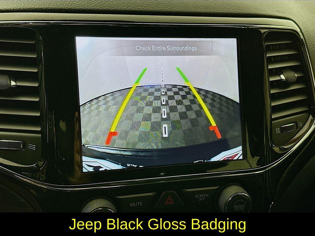 used 2020 Jeep Grand Cherokee car, priced at $18,499