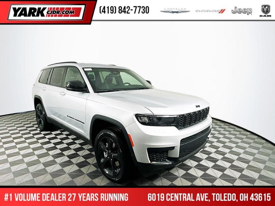 new 2024 Jeep Grand Cherokee L car, priced at $41,586