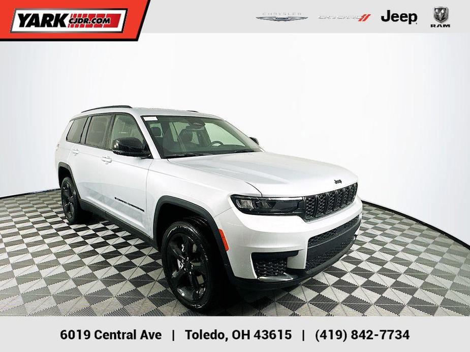 new 2024 Jeep Grand Cherokee L car, priced at $41,586