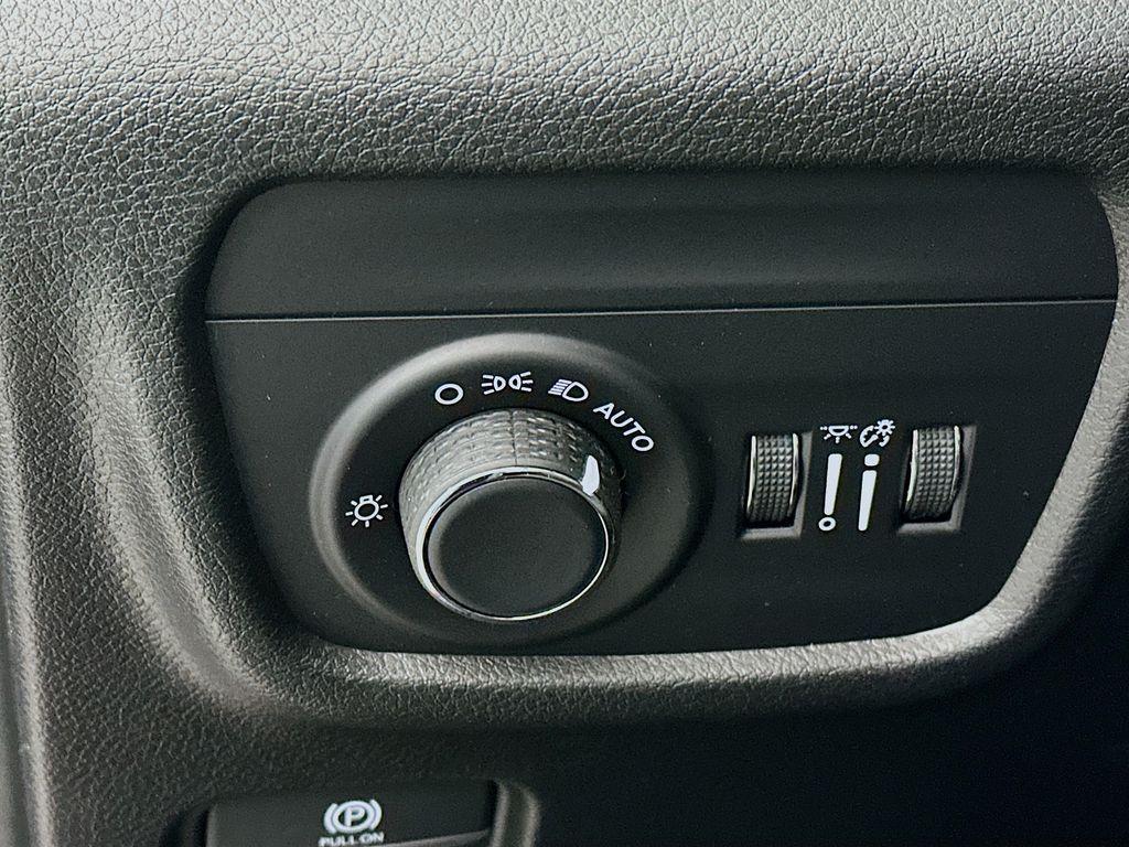 new 2025 Jeep Grand Cherokee L car, priced at $41,464