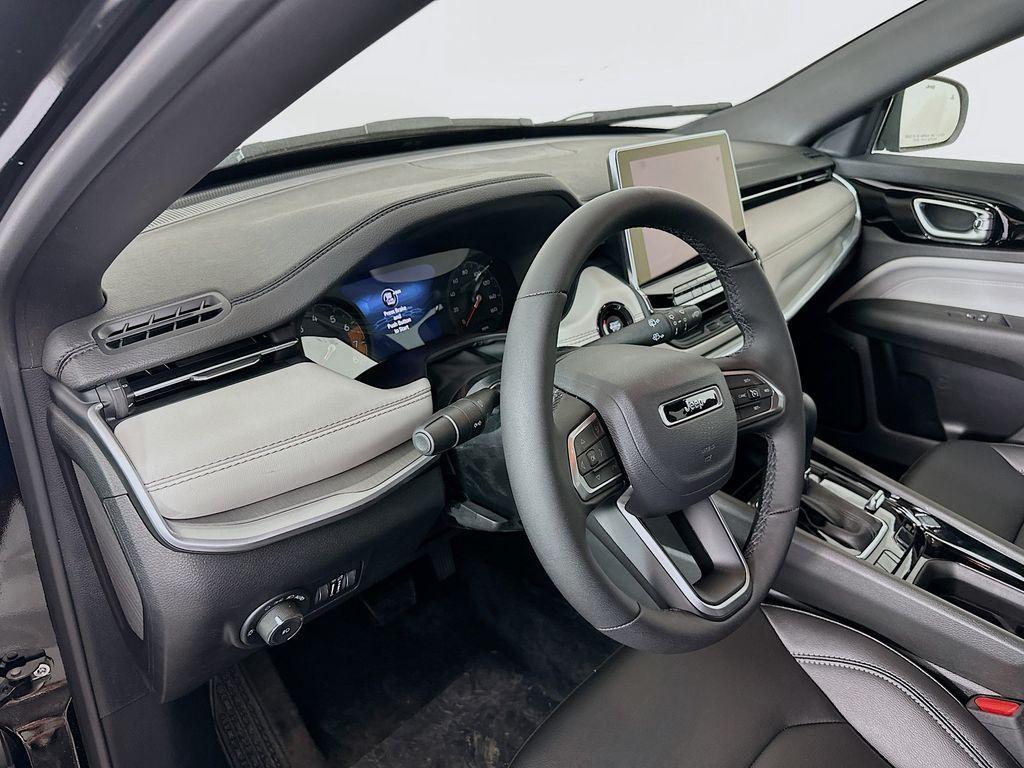 new 2025 Jeep Compass car, priced at $30,485