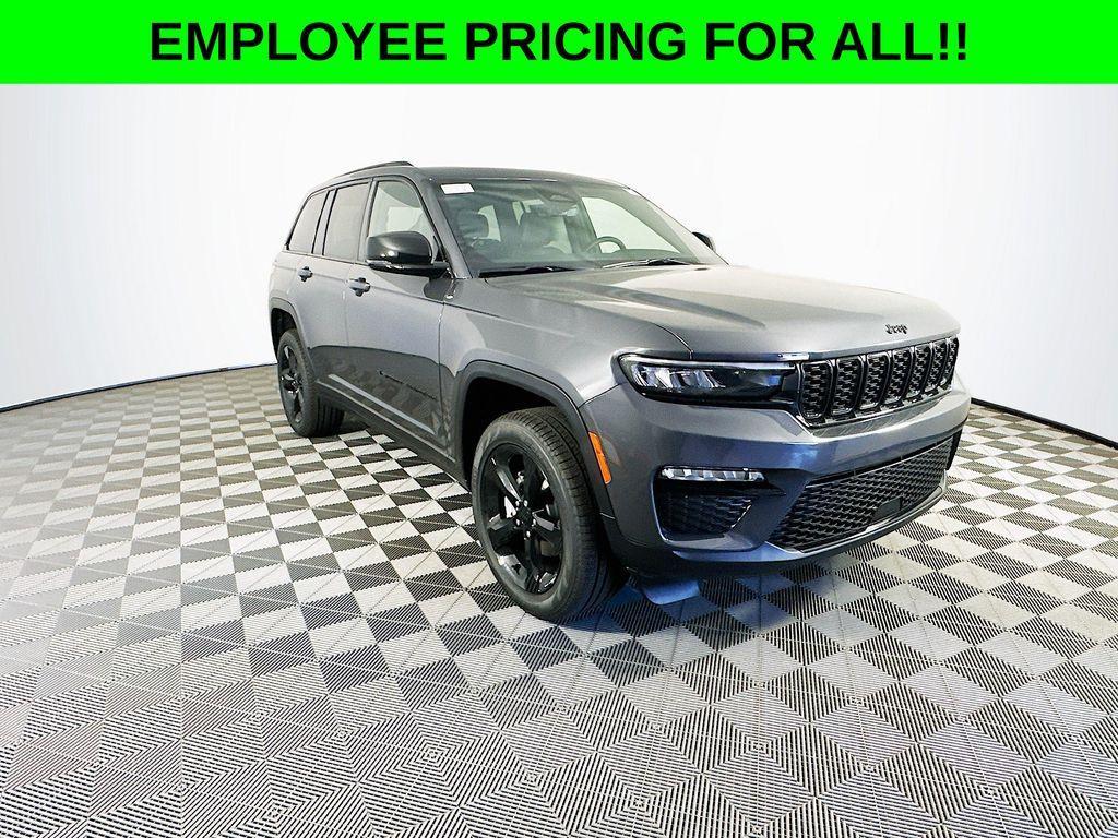new 2025 Jeep Grand Cherokee car, priced at $47,835