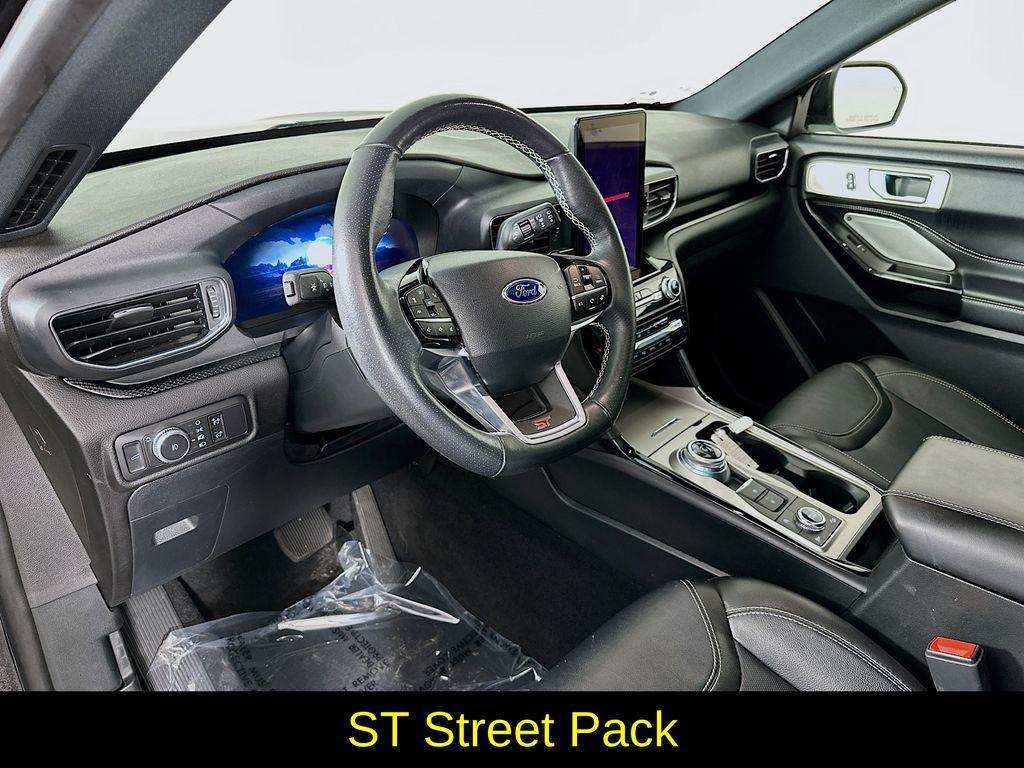 used 2022 Ford Explorer car, priced at $36,800