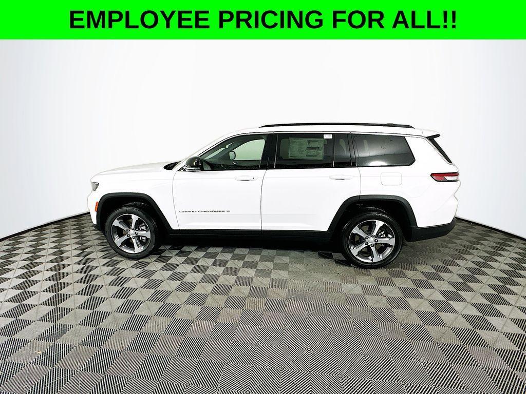 new 2025 Jeep Grand Cherokee L car, priced at $49,130
